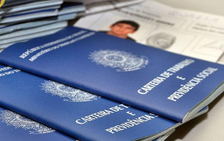 Governo prorroga prazo para redução de jornada de trabalho e salário.