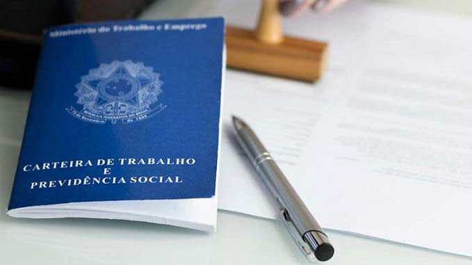PERÍODO CORRESPONDENTE AO AVISO PRÉVIO PROPORCIONAL É COMPUTADO PARA AFASTAR A PRESCRIÇÃO.03