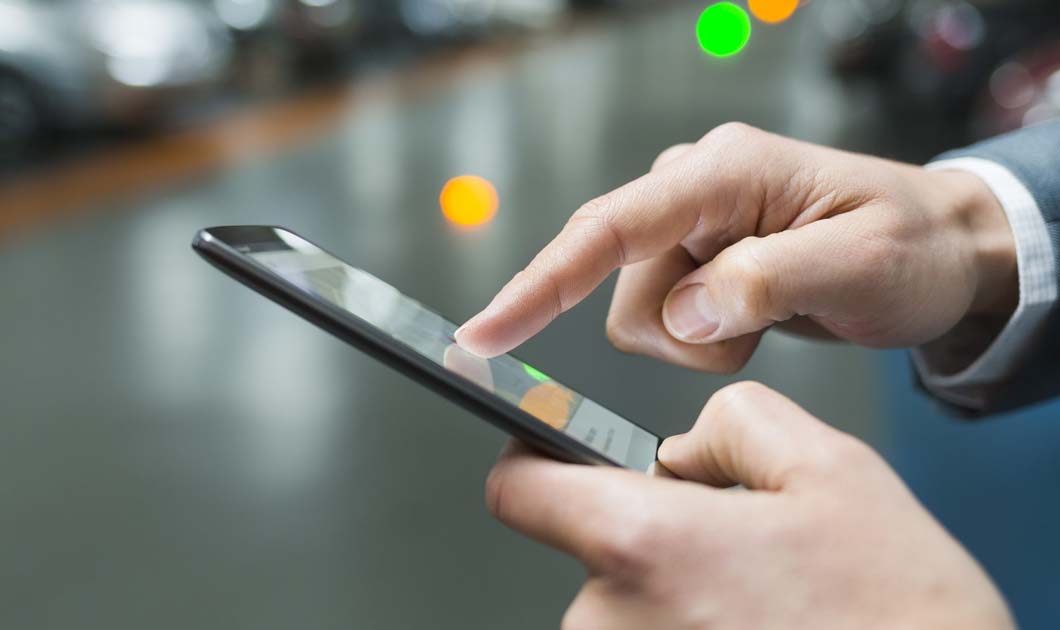 Suspensão de serviços de telefonia sem notificação prévia gera dever de indenizar