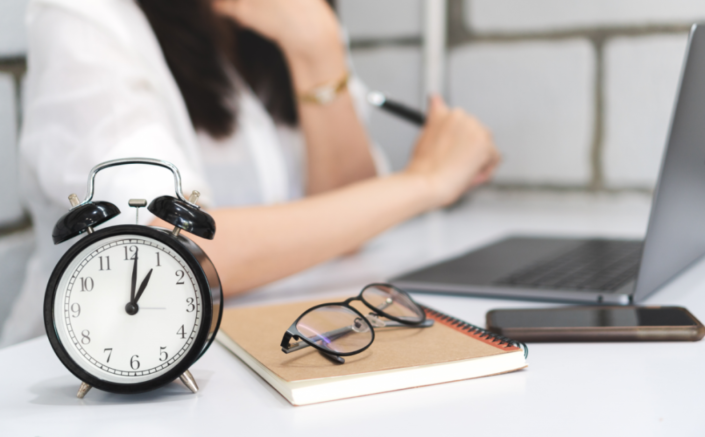 Empresa não pagará adicional noturno majorado por horas após às 5h