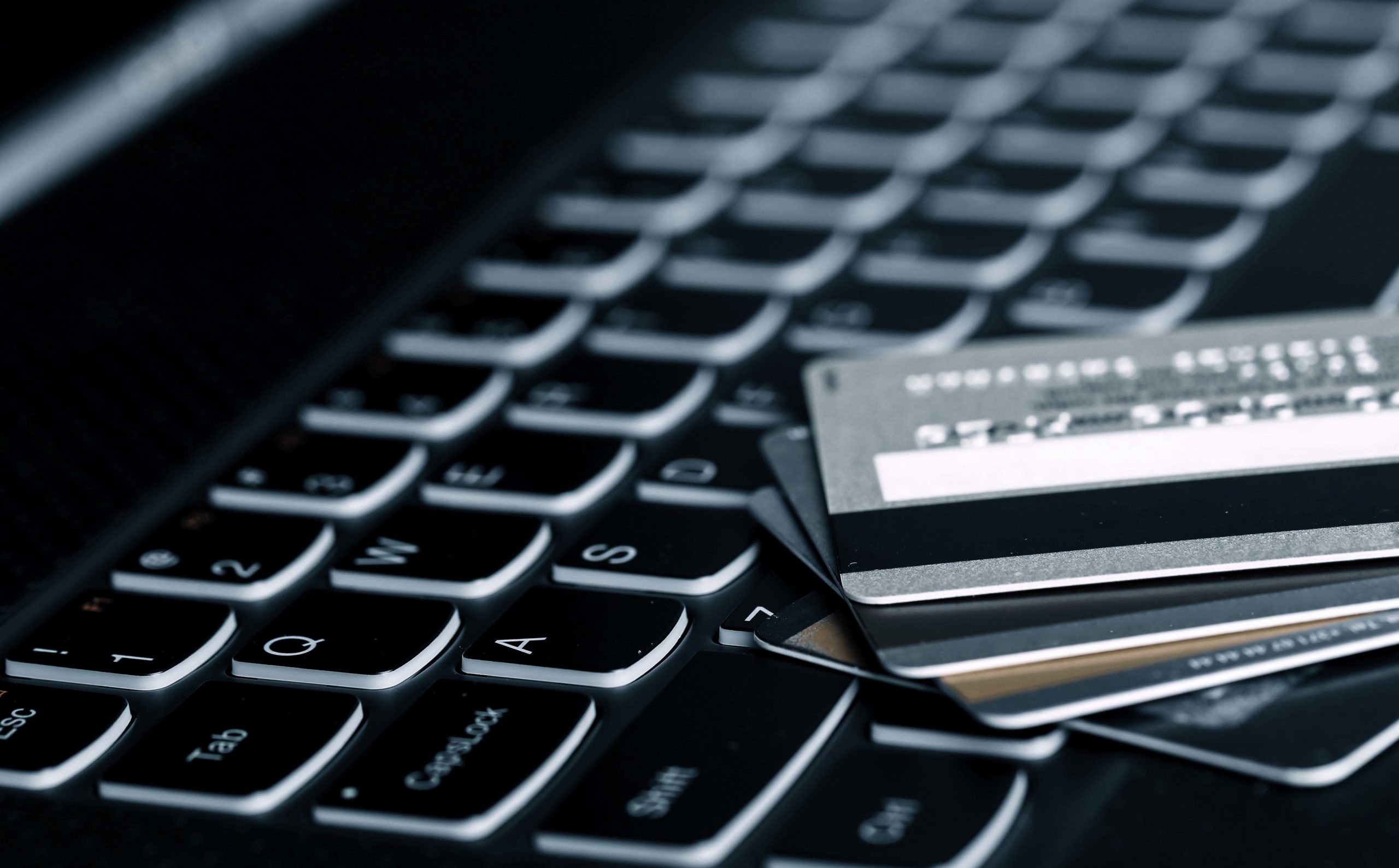 Credit cards (Imagem: Freepik)