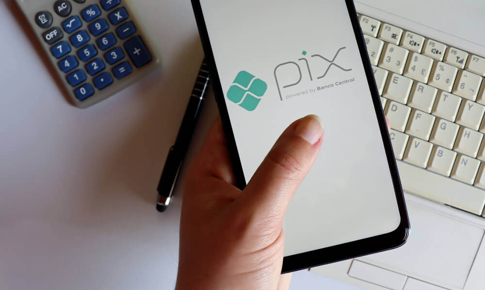 Micro e pequenas empresas podem pagar Simples Nacional com Pix.