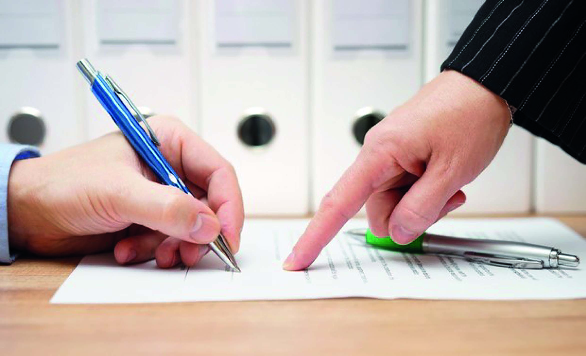 Contrato de experiência após dispensa da mesma função é considerado fraude.SVGZ)-01