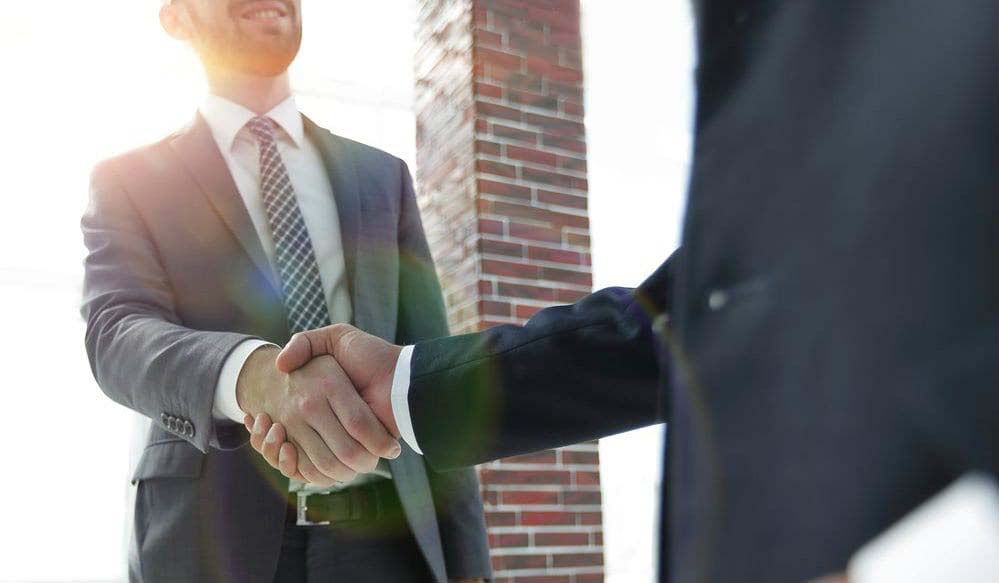 Existência de sócios em comum não é suficiente para configurar grupo econômico