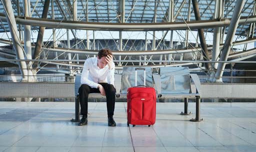 Passageiro que esperou mais de 13 horas em aeroporto será indenizado