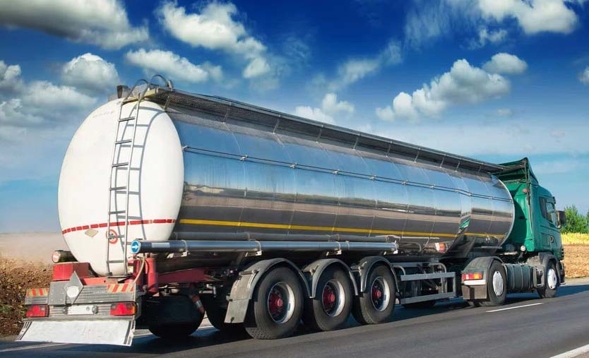 Trabalhar com tanques de combustível no subsolo enseja periculosidade