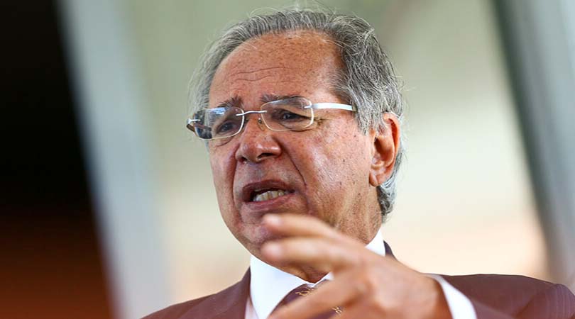 Auxílio Brasil - Guedes propõe usar redução de subsídios para pagar benefício se reforma do IR não sair