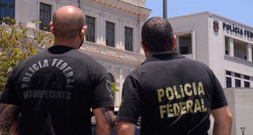 Auxílio Emergencial - PF prende três acusados por 5 mil fraudes envolvendo benefícios